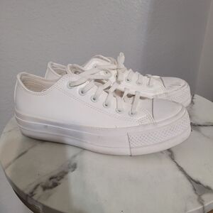 Converse Chuck Taylor All Star Life Ox white sneakers Size 7